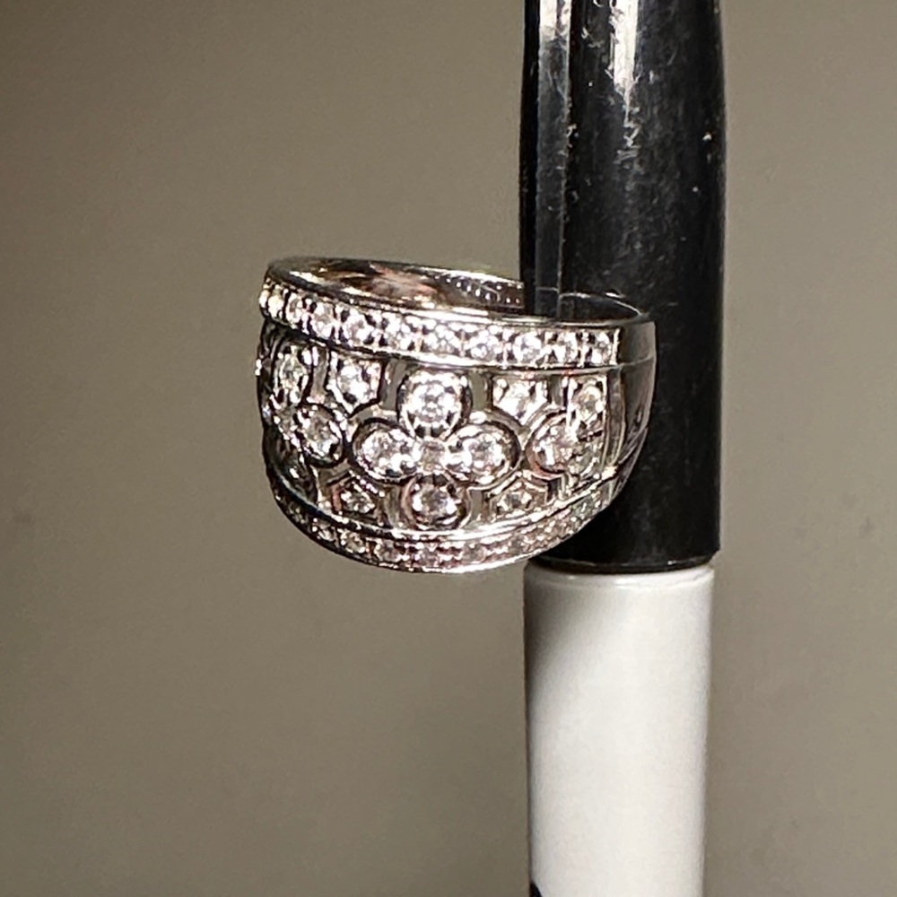 Elegant Sterling Silver CZ Women's Ring